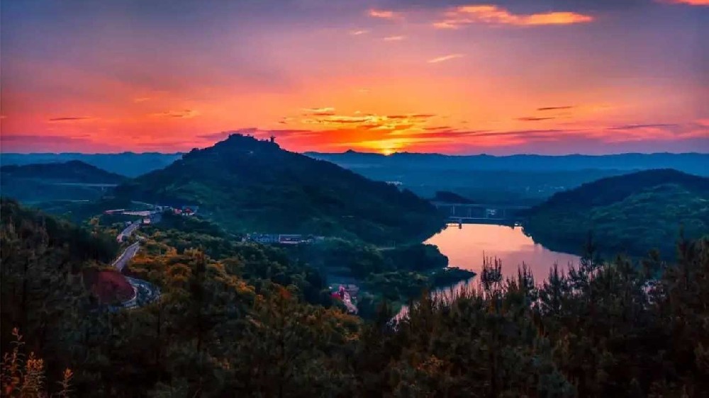 重慶：梁平區(qū)首屆明月山生態(tài)旅游文化節(jié)即將舉行，助力巴蜀文化旅游走廊建設(shè)！